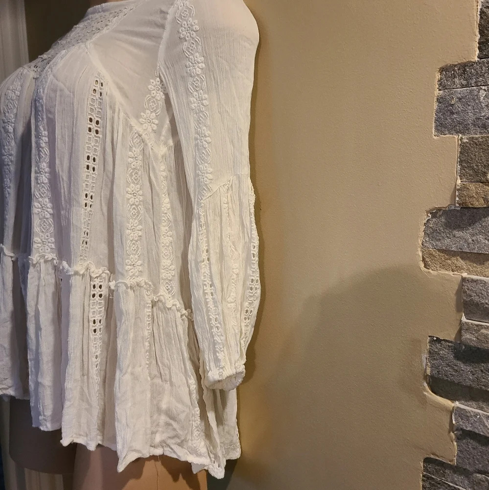 Free People white top lace tunic sz.XS - Picture 4 of 12